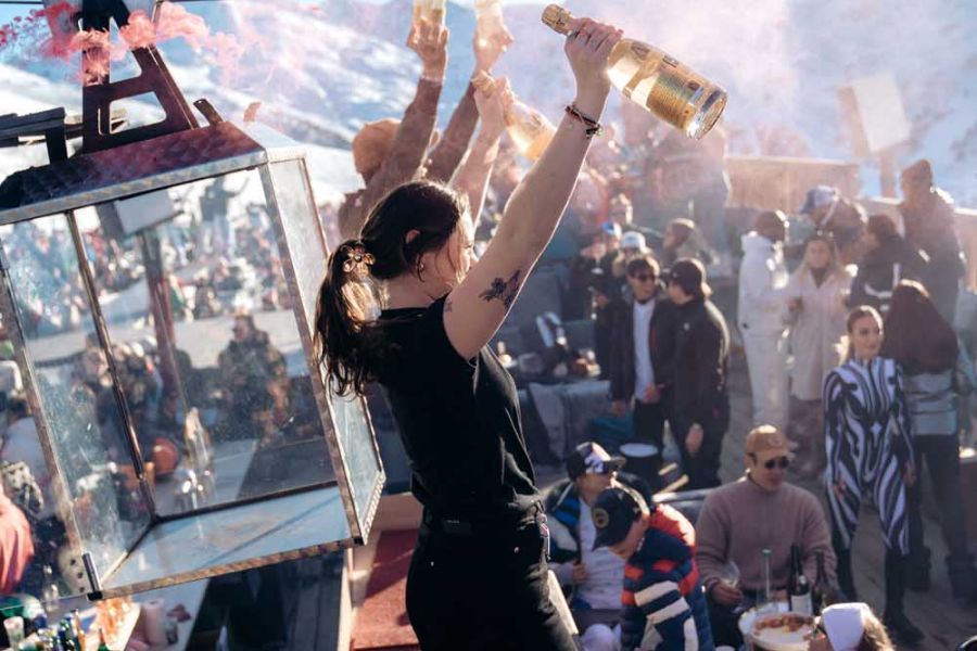 02-clubbing-apres-ski-folie-douce-meribel-courchevel