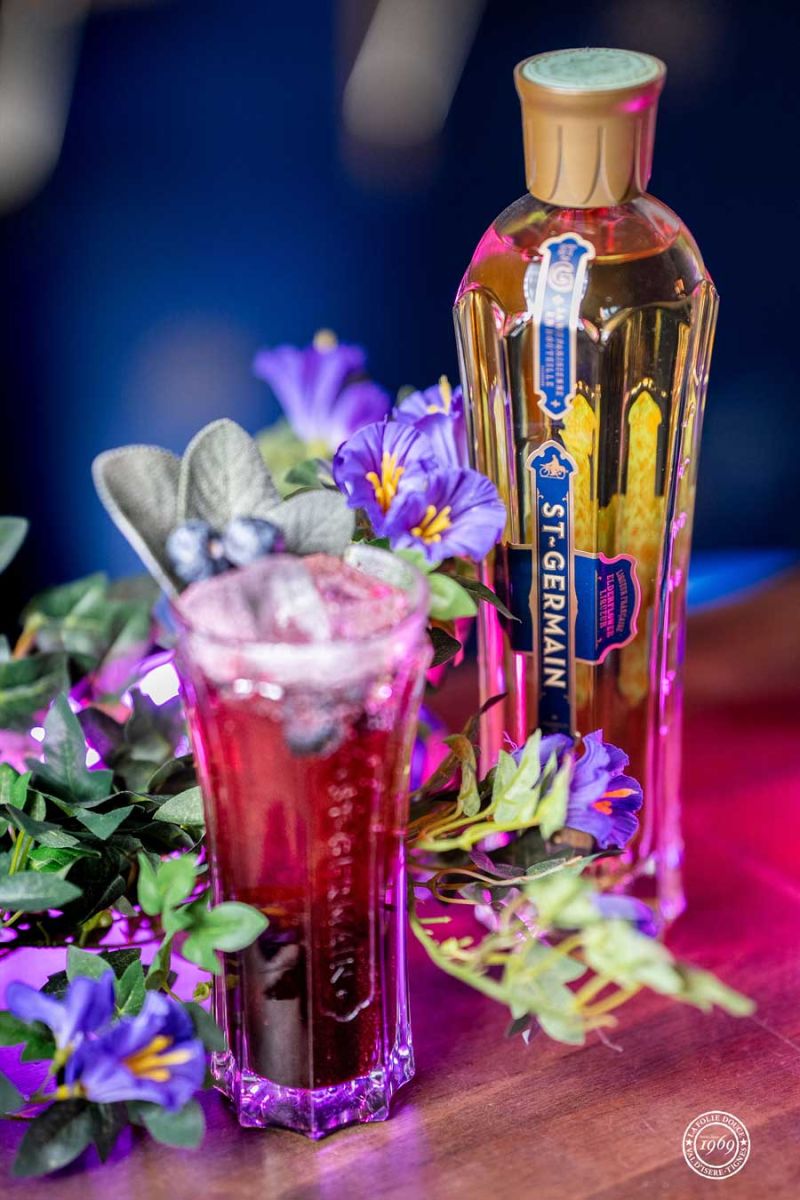 Folie douce cocktail Bar